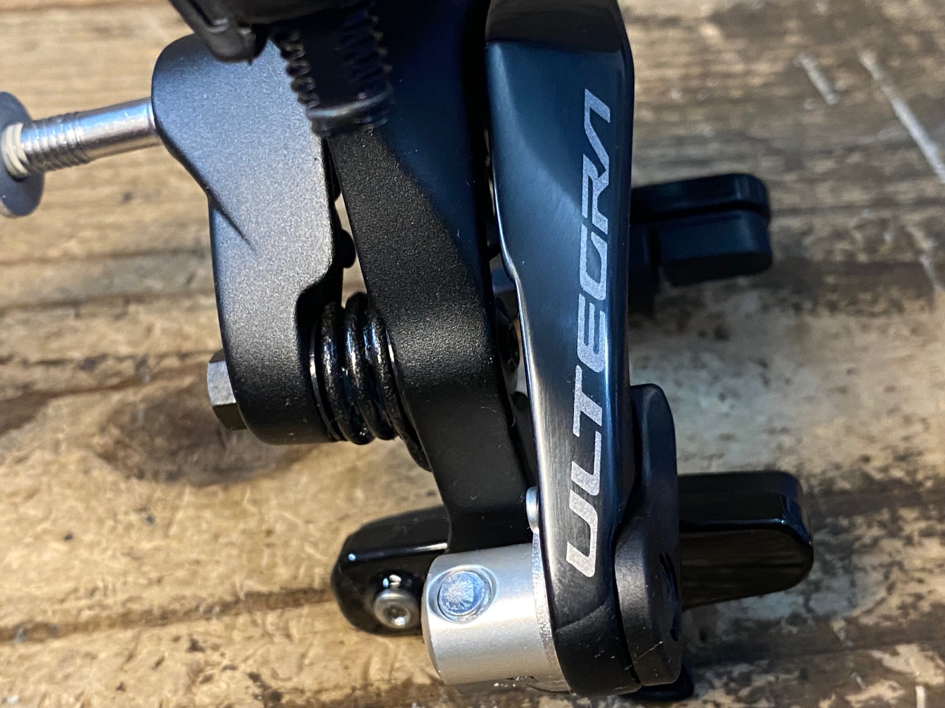 JW095 シマノ SHIMANO アルテグラ ULTEGRA BR-R8100 キャリパー
