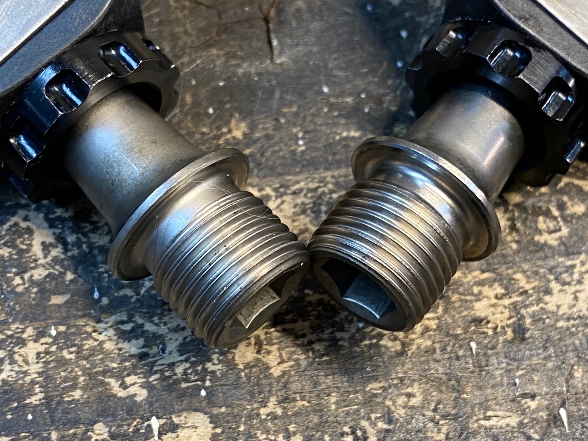 IX630 シマノ SHIMANO 105 PD-R7000 ビンディングペダル SPD-SL – BICI