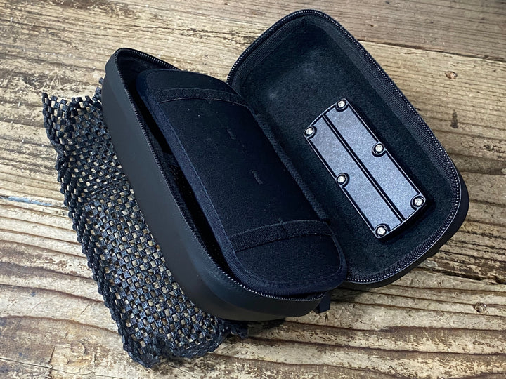 JU108 フィドロック FIDLOCK TWIST TOOLBOX ツールボトル 黒 マウント