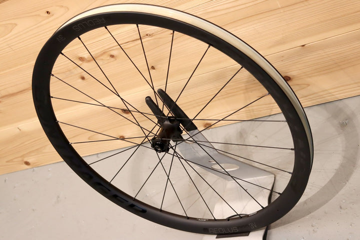 ボントレガー BONTRAGER アイオロス プロ Aeolus PRO 3V カーボン ディスク フロントホイール 【千葉店】