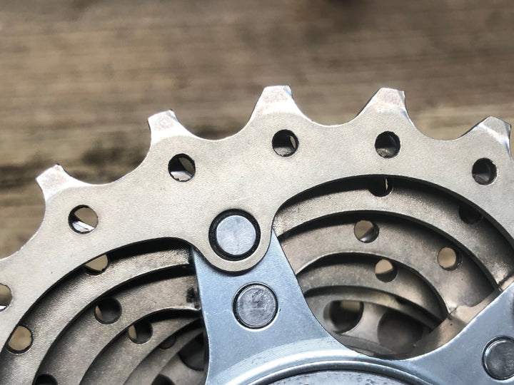 IA945 シマノ SHIMANO デュラエース DURA-ACE CS-7900 カセットスプロケット 12-25T 10S