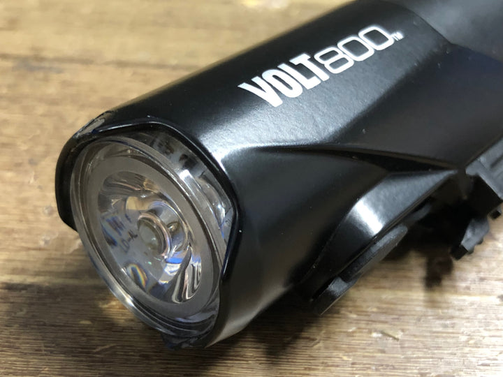 KB653 キャットアイ CAT EYE VOLT800 フロントライト 黒 点灯確認済み バッテリー付属
