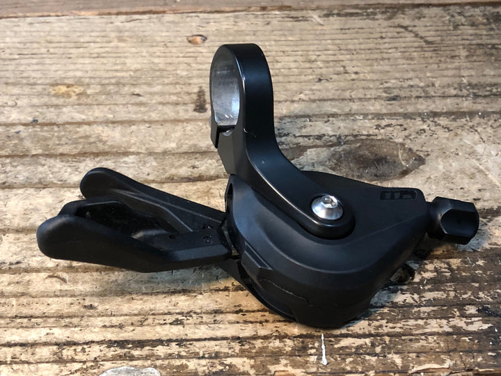 JQ570 シマノ SHIMANO デオレ DEORE SL-M5100 シフトレバー 11S