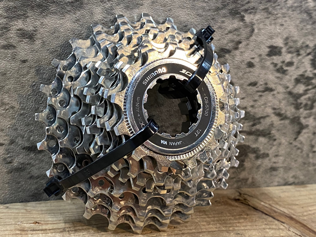 IU771 シマノ SHIMANO 105 CS-5700 スプロケット 12-25T 10s