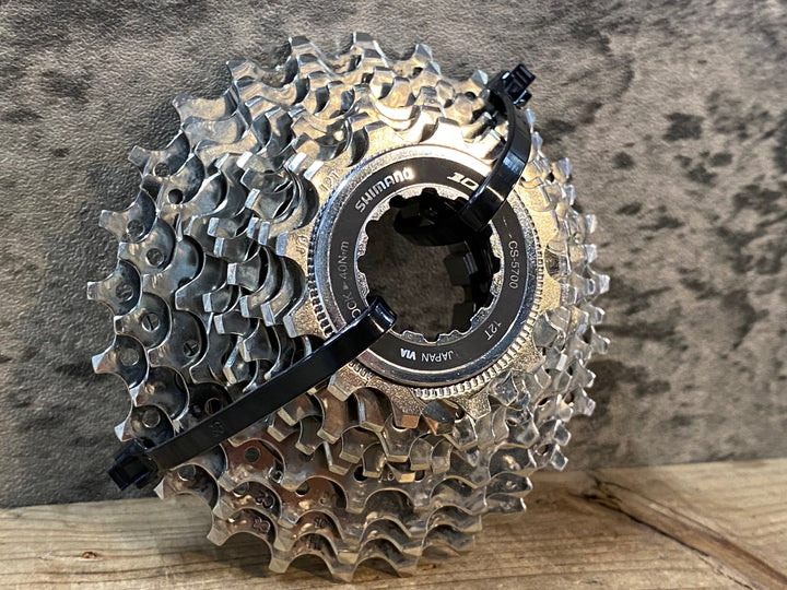 IU771 シマノ SHIMANO 105 CS-5700 スプロケット 12-25T 10s