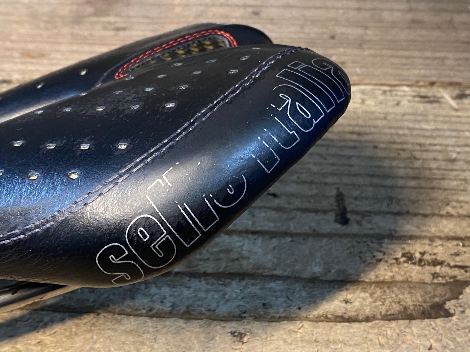 JQ819 セライタリア selle italia SLR GEL FLOW VANOXレール サドル 黒