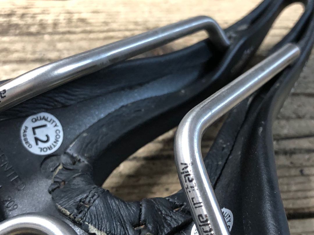 KD381 SELLE SMP Lite209 サドル 黒 140mm aisi 304 tube