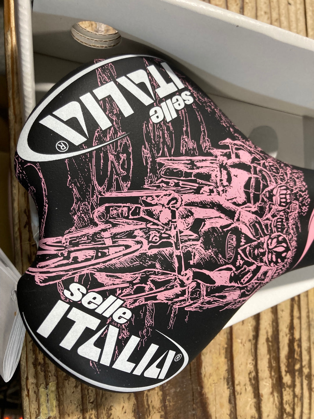 KA414 セライタリア Selle Italia フライト FLITE Giro D`Italia 2013 サドル チタンレール 黒ピンク