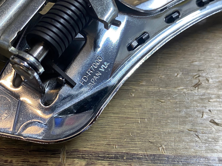 JJ353 シマノ SHIMANO 105 FD-R7000 フロントディレイラー 黒 直付