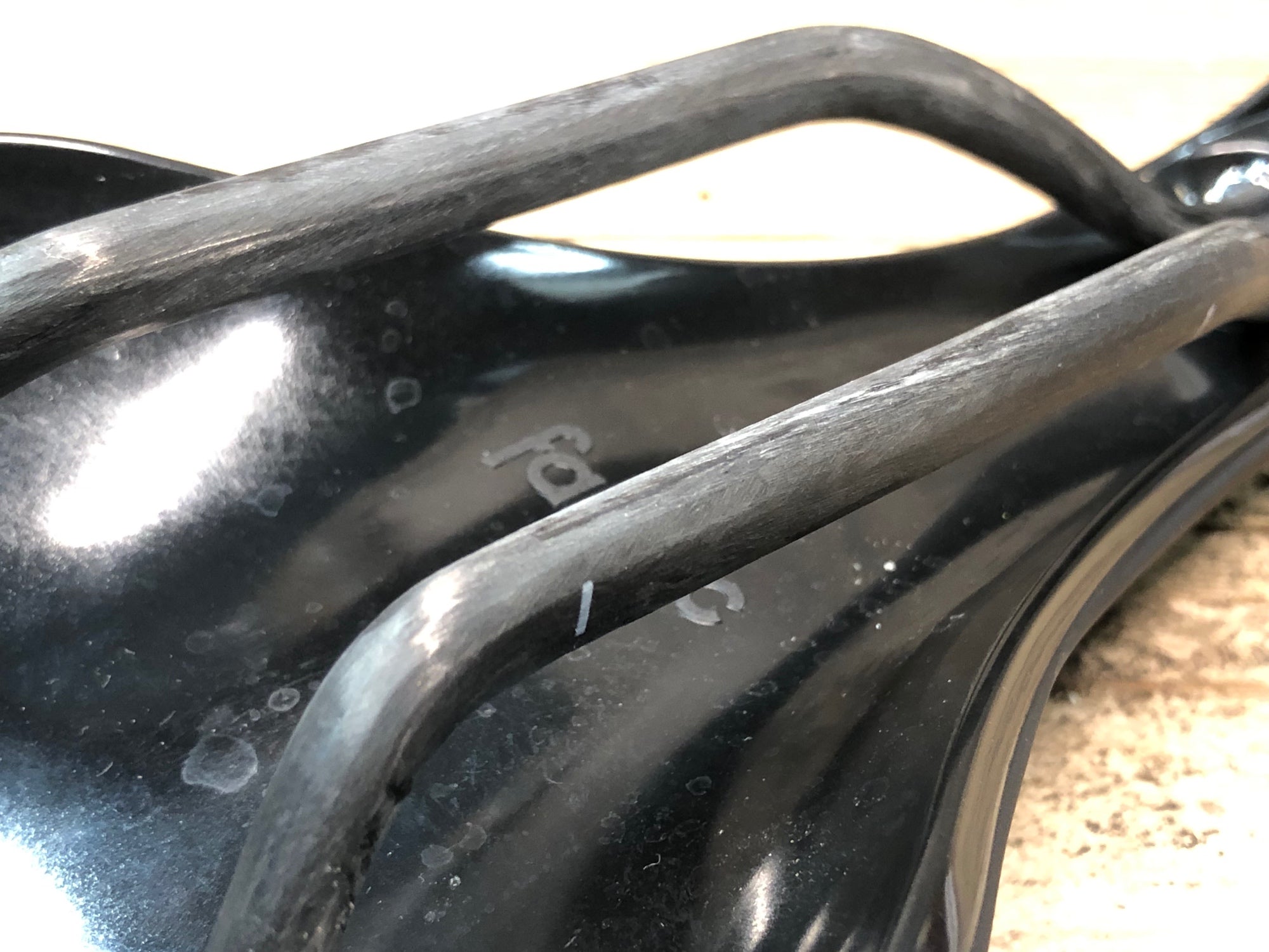 JO736 ファブリック fabric SCOOP RADIUS PRO サドル 黒 カーボン