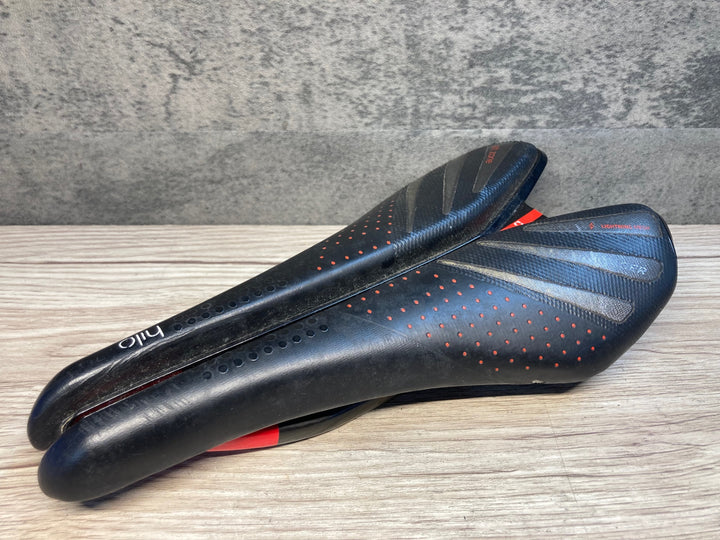 JJ664 ボントレガー BONTRAGER HILO XXX サドル 黒 カーボンレール ※座面加水分解、レール固定傷大のためジャンク