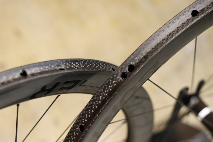 ボントレガー BONTRAGER アイオロス Aeolus 5 カーボン チューブラー ホイールセット シマノ12/11S 【立川店】