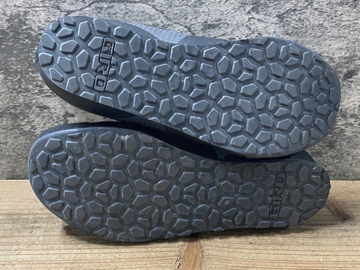 KE110 ジロ GIRO TRACKER FASTLACE フラットシューズ 黒グレー EU41