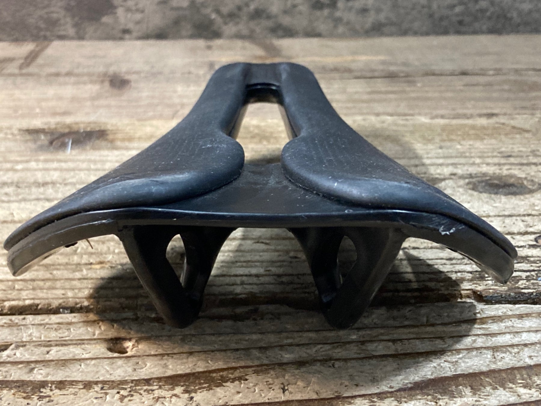 JZ021 セライタリア SELLE ITALIA NOVUS BOOST EVO サドル 黒 145mm