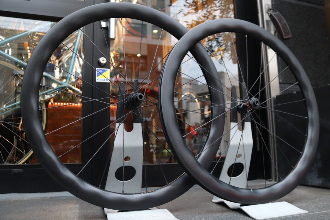 ライトバイシクル LIGHT BICYCLE ファルコンプロ FALCON PRO AR465 DT 240EXPハブ XDRフリー カーボン チューブレス ホイールセット 【東京南麻布店】