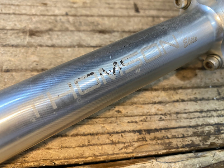JX949 トムソン THOMSON Elite アルミ シートポスト Φ27.2 300mm シルバー