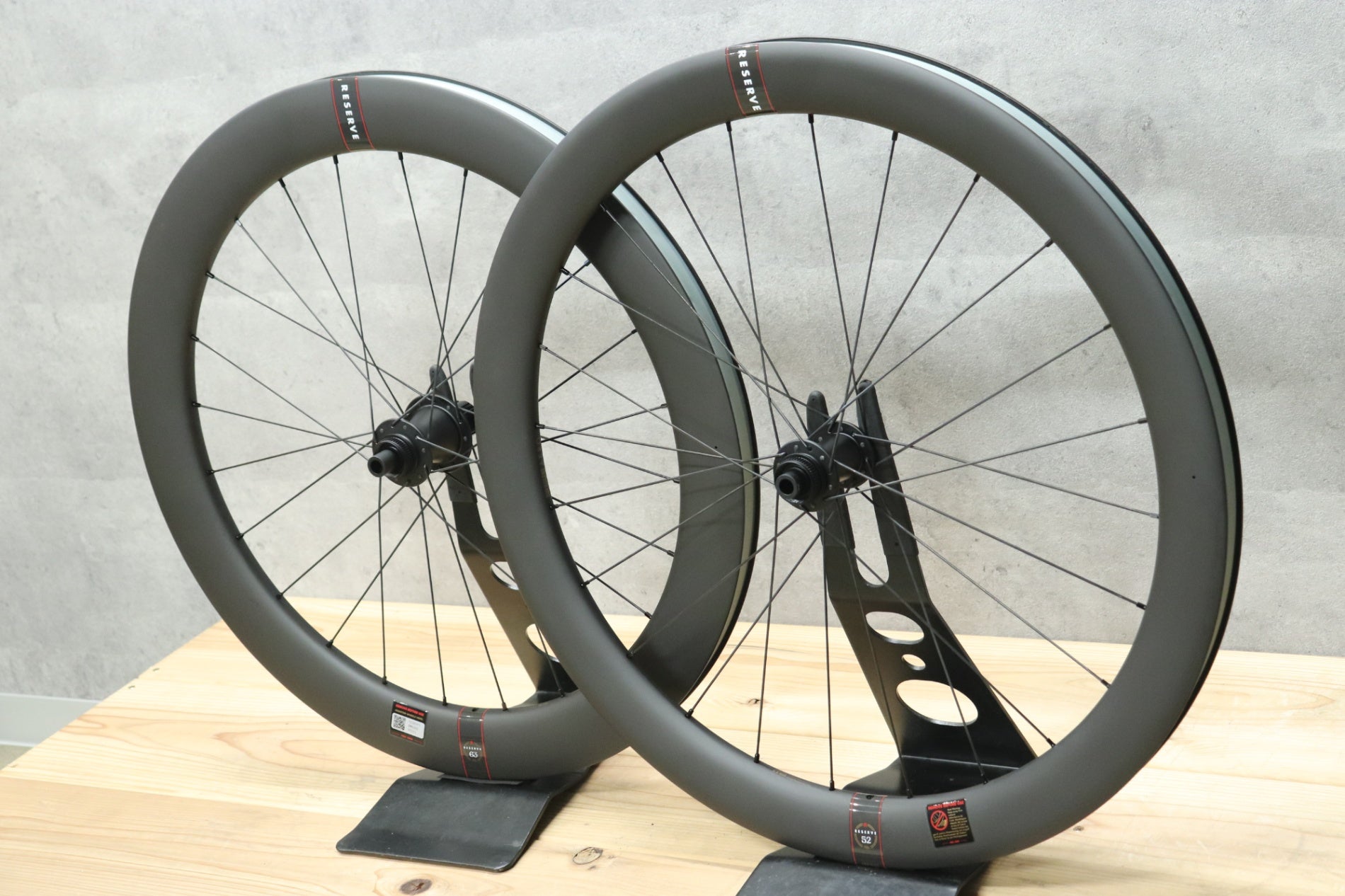 リザーブ RESERVE 52/63 DISC カーボン チューブレスレディ ディスク