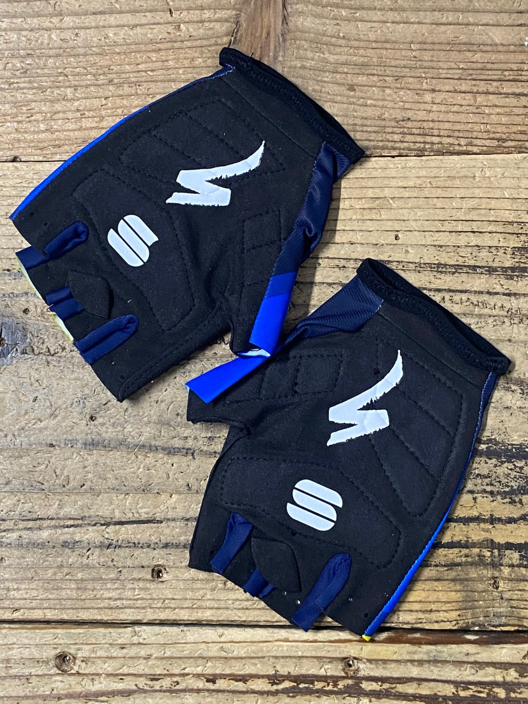 KJ792 スポーツフル sportful 指切り グローブ 紺 L TINKOFF SAXO