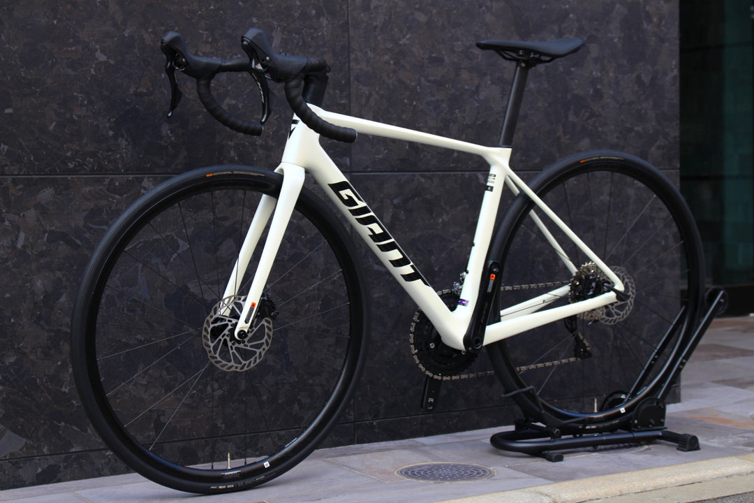ジャイアント GIANT TCR Advanced 2 KOM 2025モデル Sサイズ シマノ 105 R7100 12S カーボン ロードバイク 【福岡店】