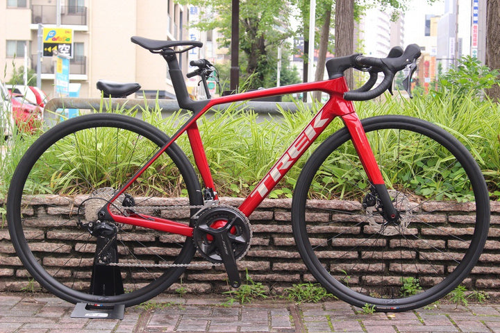 トレック TREK マドン MADONE SL5 GEN8 2026 Mサイズ シマノ 105 R7120 12S カーボン ロードバイク 【名古屋店】