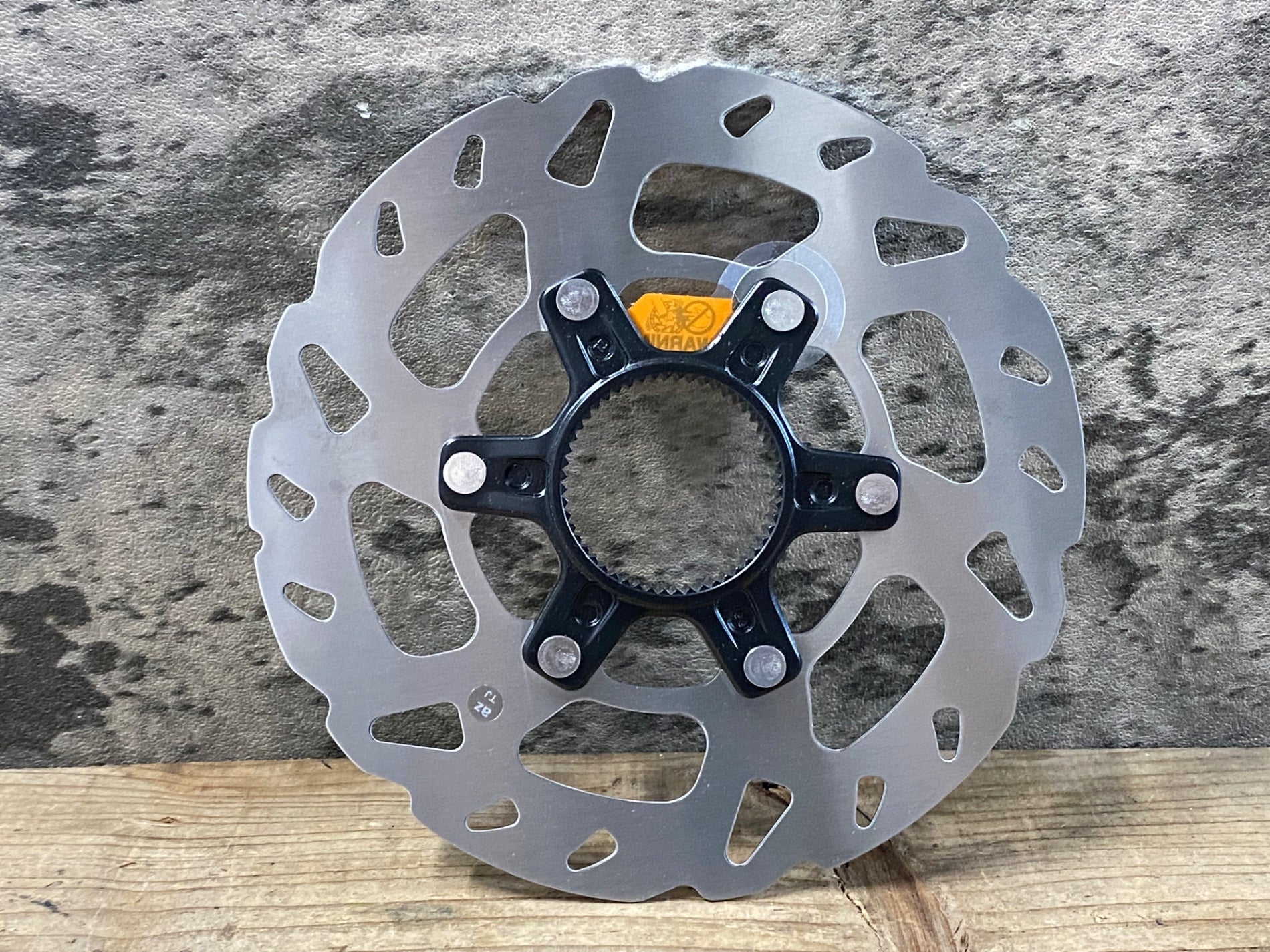 KH542 シマノ SHIMANO SM-RT70 SS ディスクブレーキローター 140mm