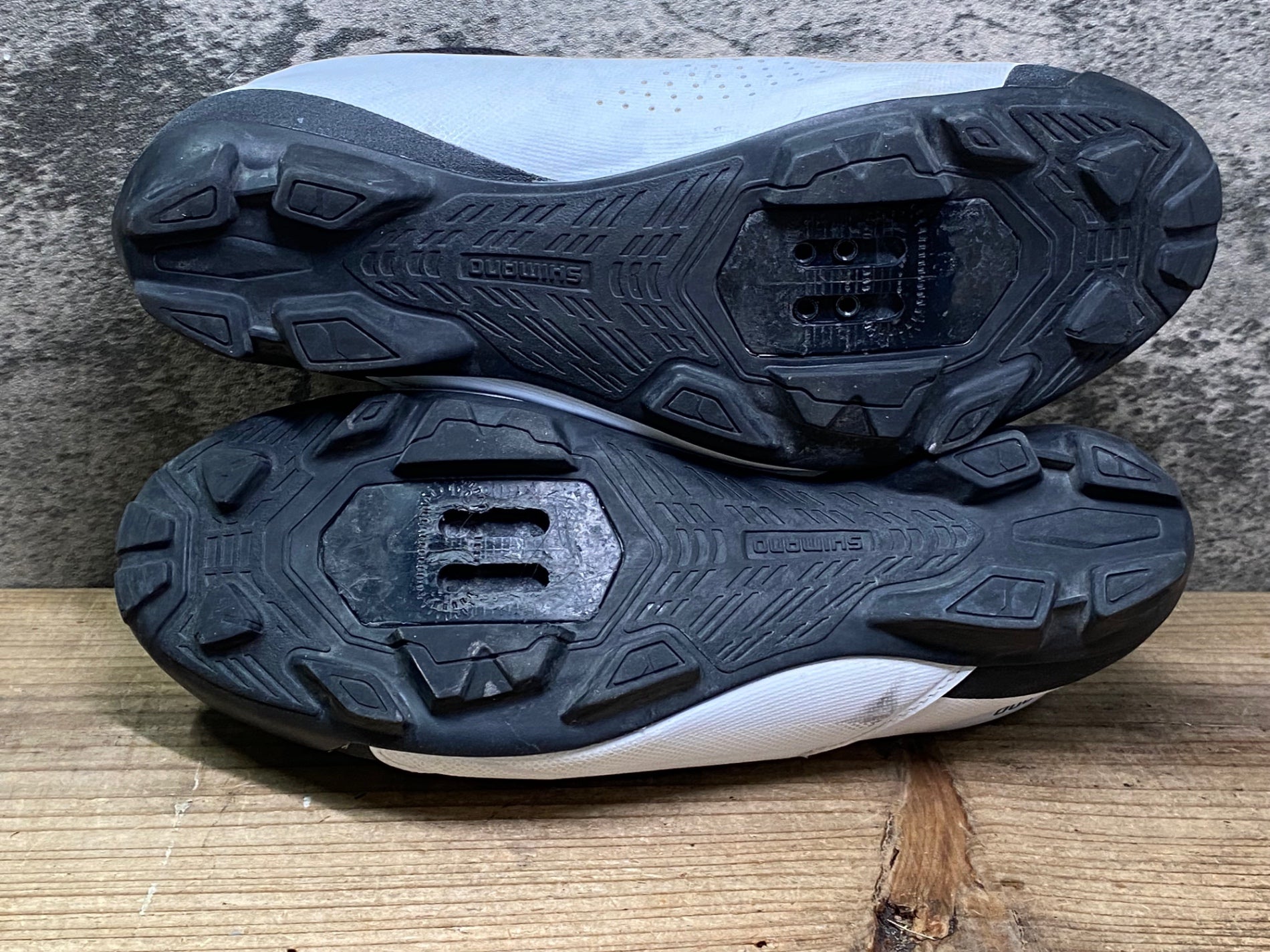 JH045 シマノ SHIMANO XC3 SH-XC300M W01 E ビンディングシューズ 2穴