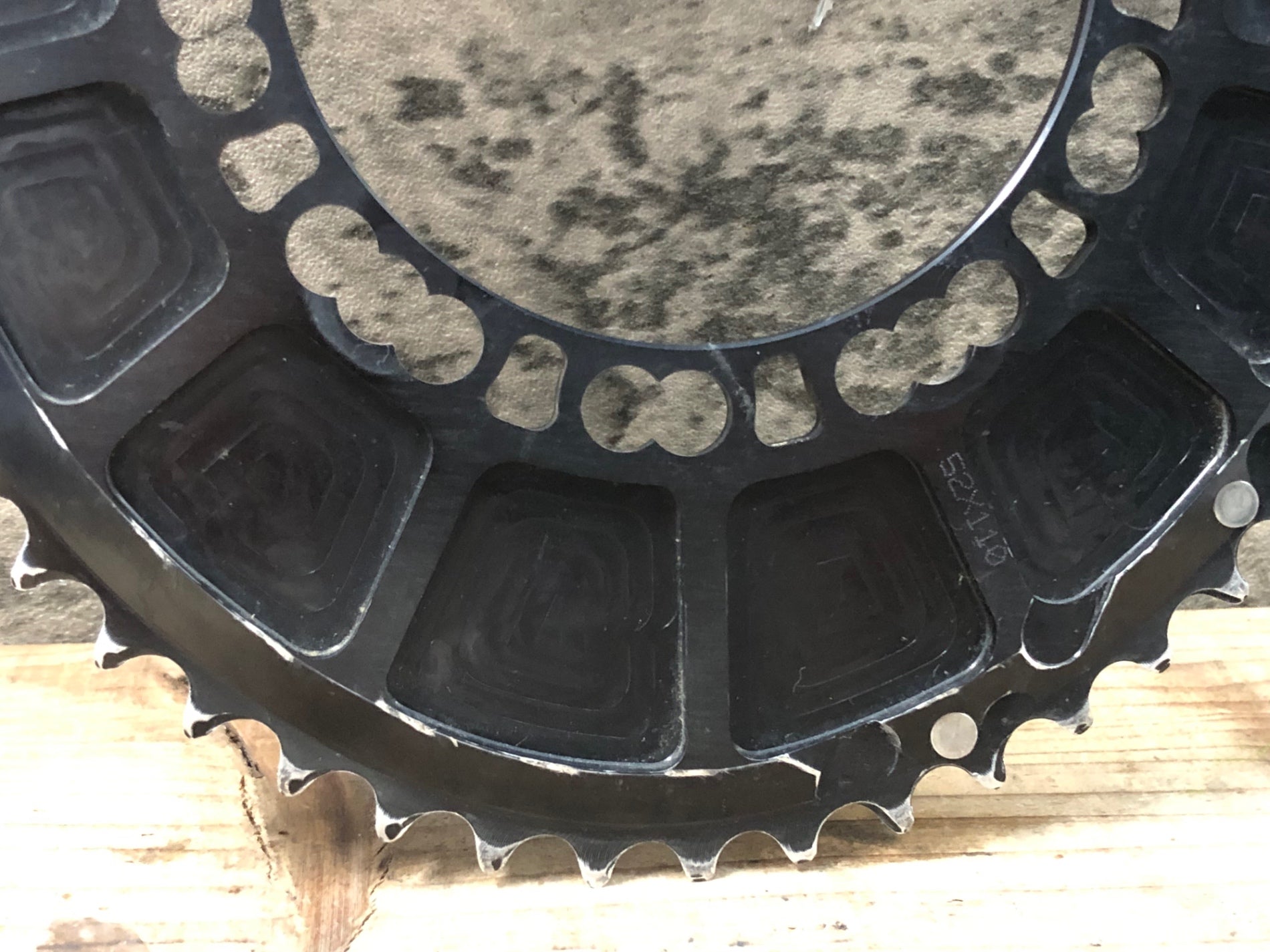 Rotor Q-rings 52t 楕円チェーンリング JX529 ローター ROTOR Q-RINGS チェーンリング 52T 楕円 110PCD – BICI