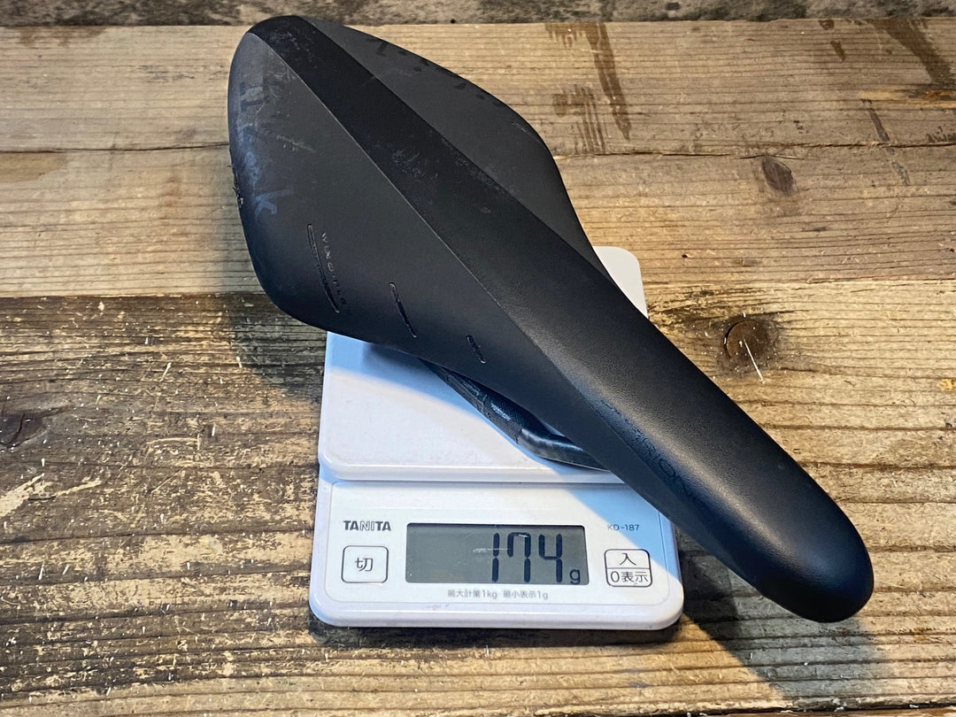 JP708 フィジーク fizik ARIONE R1 サドル 黒 regular BRAIDEDレール