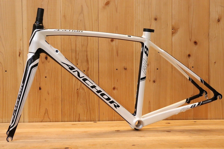 アンカー ANCHOR RL8 EQUIPE 2017年モデル 450サイズ カーボン ロードバイク 【芦屋店】