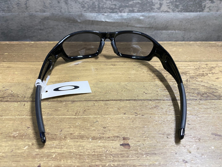 JV607 オークリー OAKLEY STRAIGHT サングラス アイウェア 黒