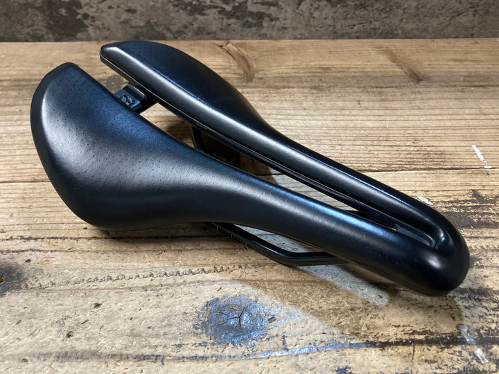 KC273 ボントレガー BONTRAGER AEOLUS COMP サドル 黒 145mm
