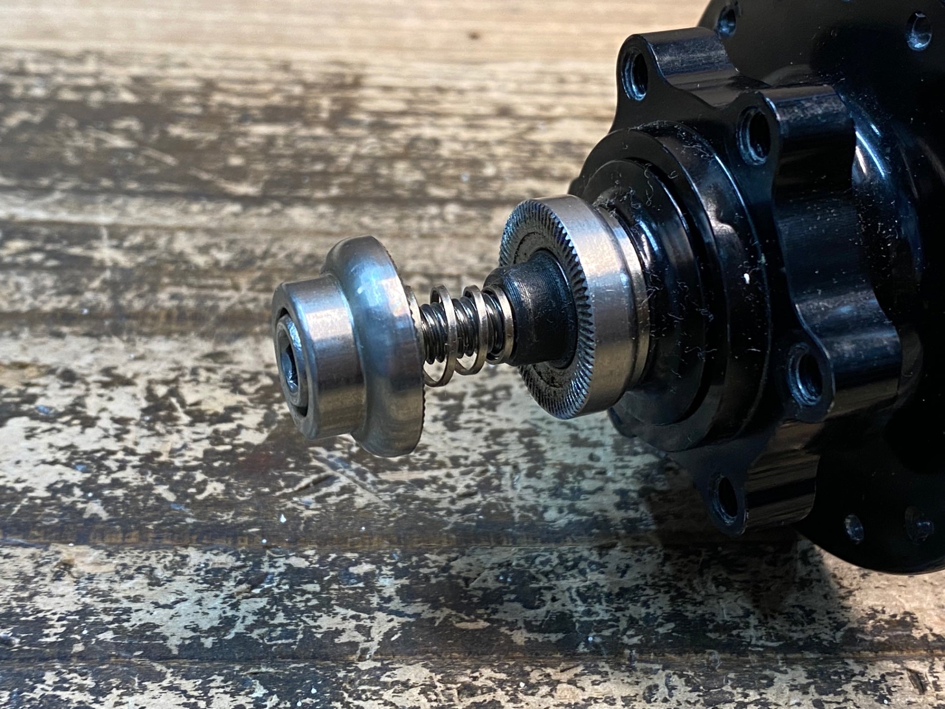 JP197 サーリー SURLY ultra new disc rear hub ハブ 32H シングル