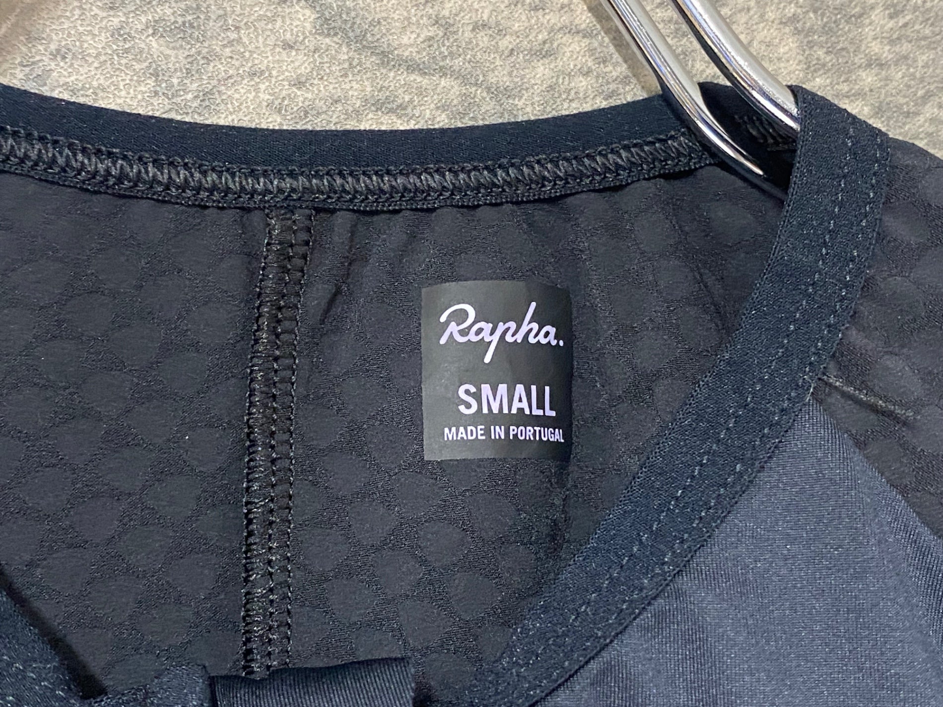 KJ684 ラファ Rapha MEN'S PRO TEAM AERO JERSEY - BLACKOUT 半袖