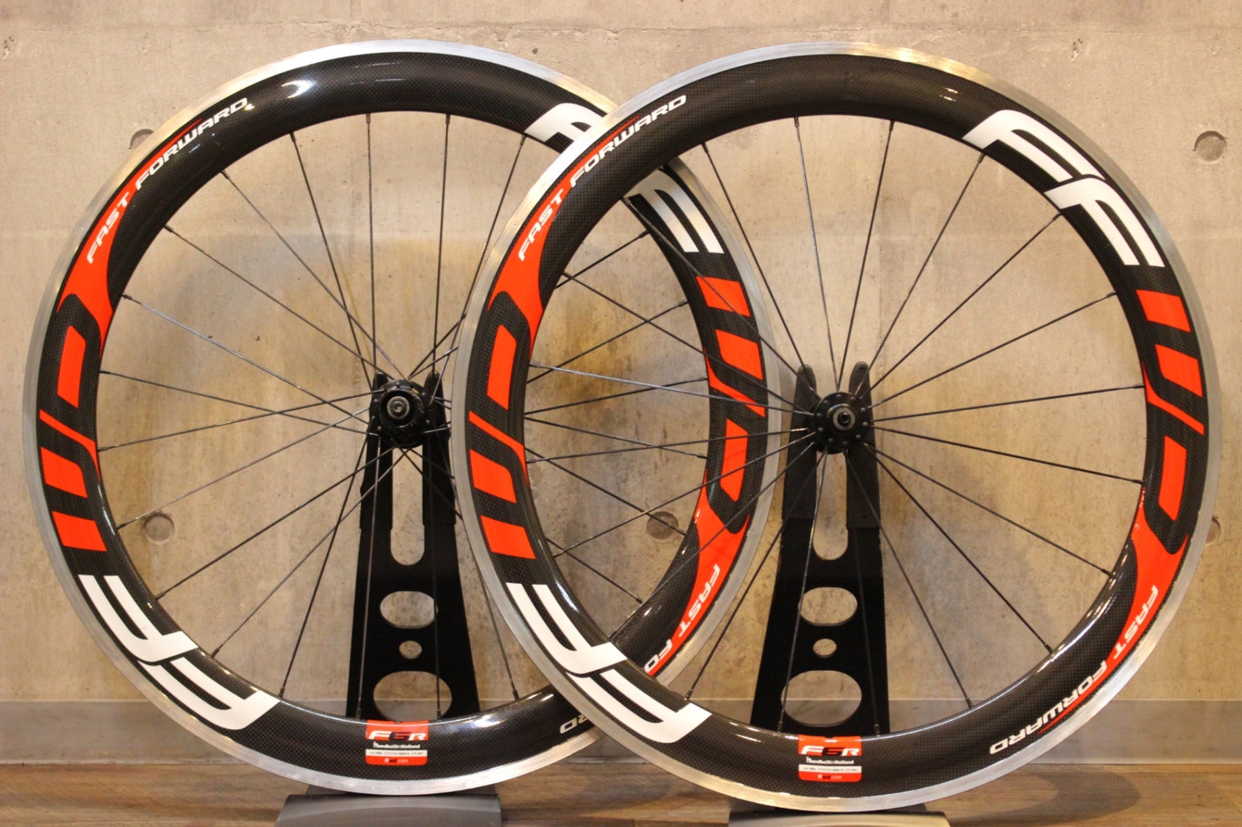 ファストフォワード FFWD F6R アルミ/カーボン クリンチャー ホイール