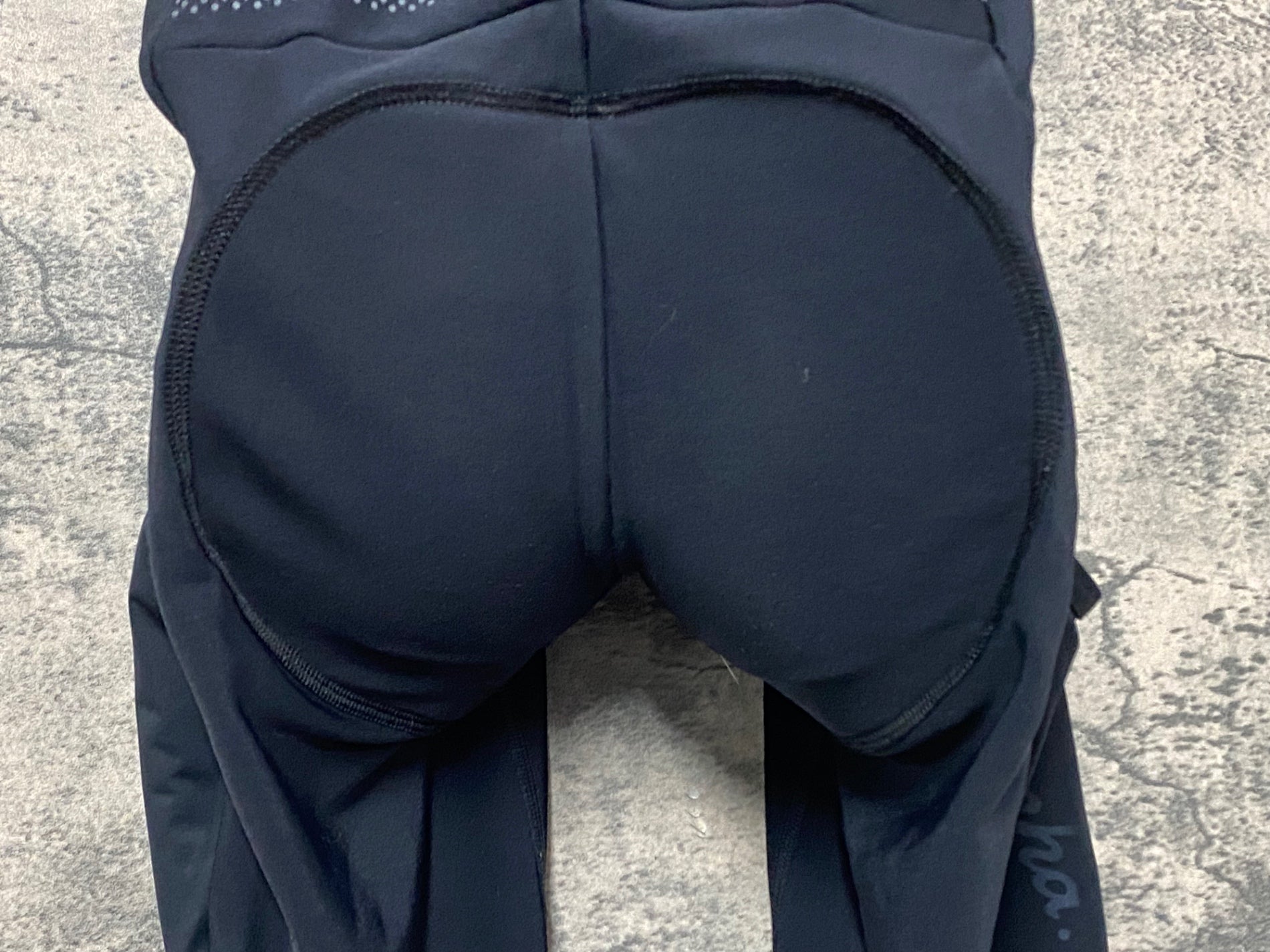 【美品】ラファ　Rapha　カーゴビブタイツ　黒　S KA296 ラファ Rapha CARGO WINTER TIGHTS WITH PAD カーゴビブタイツ