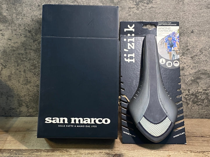 JR322 フィジーク fizik ARIONE CARBON サドル グレー Ti reinforced レール