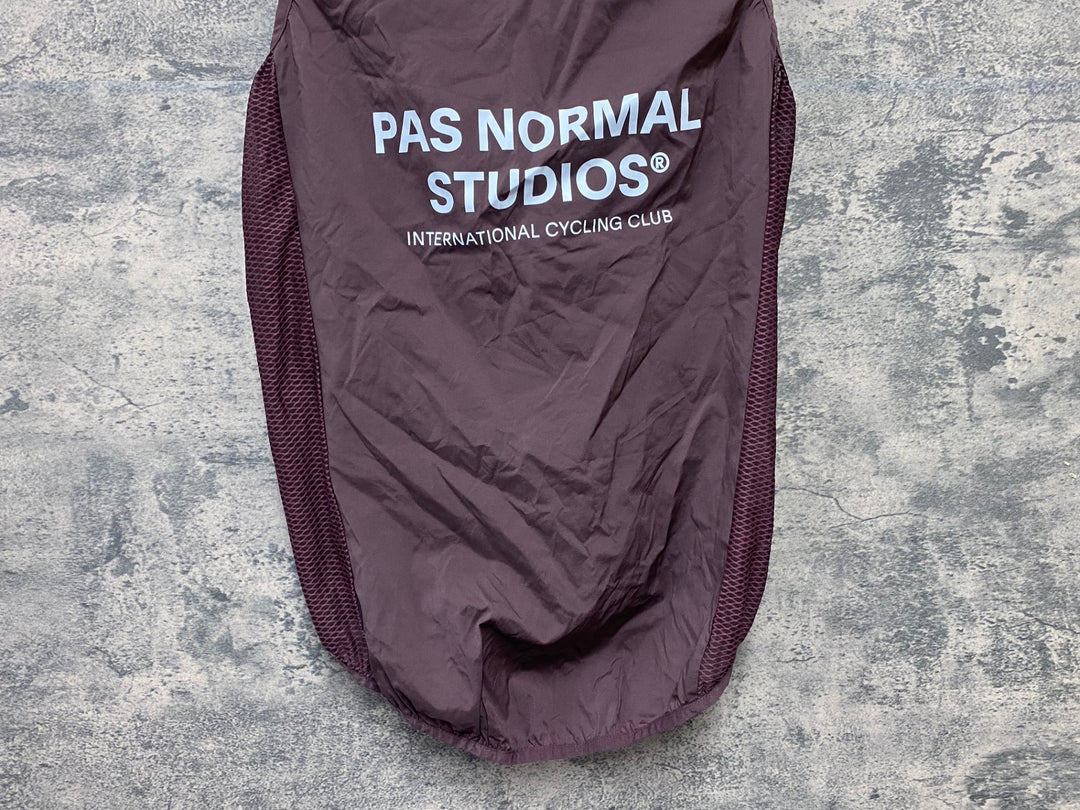 KA550 パスノーマルスタジオ PAS NORMAL STUDIOS MECHANISM STOW AWAY GILET ジレ サイクルベスト バーガンディ L