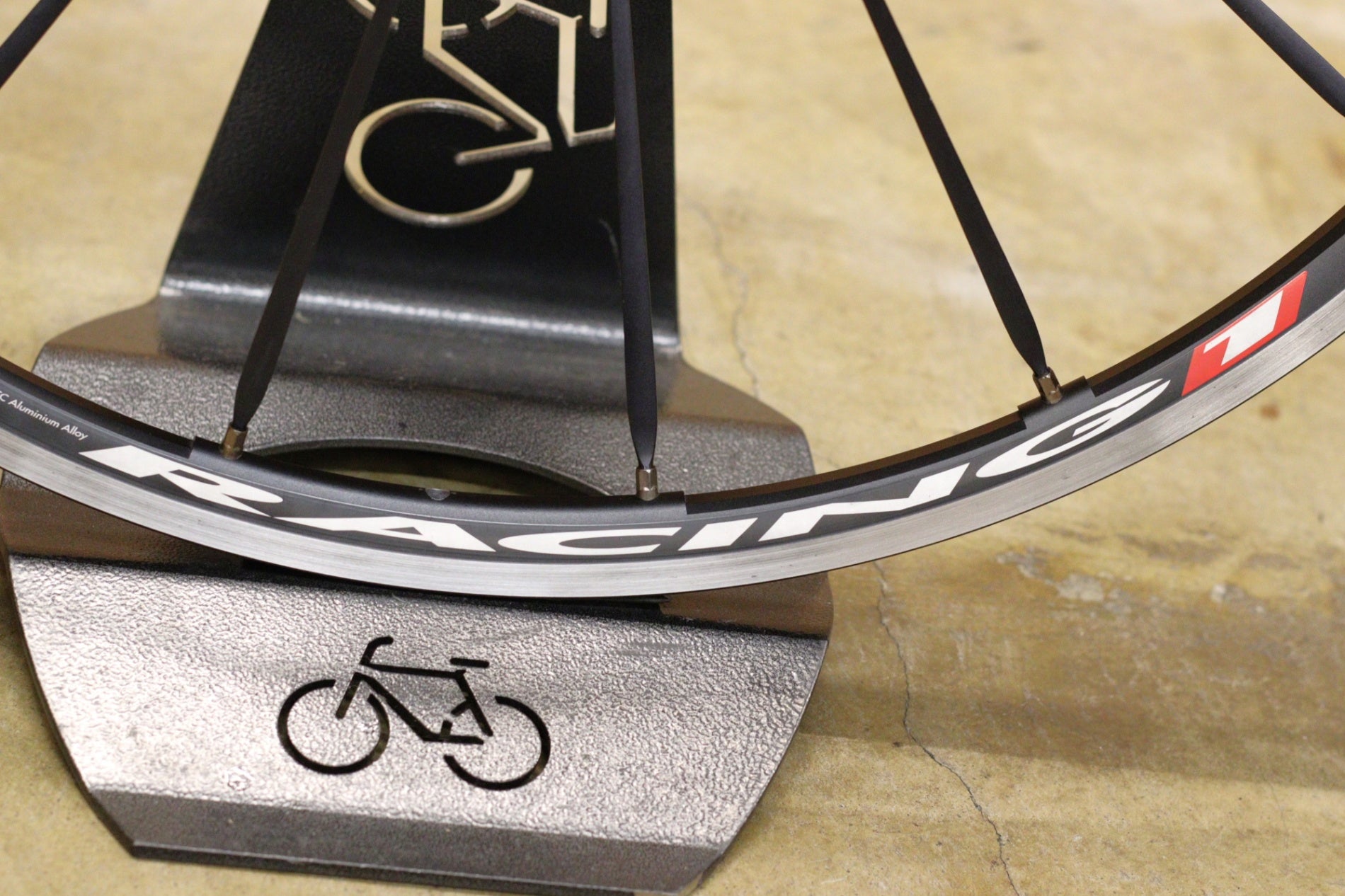 フルクラム FULCRUM レーシング ワン RACING 1 アルミ クリンチャー