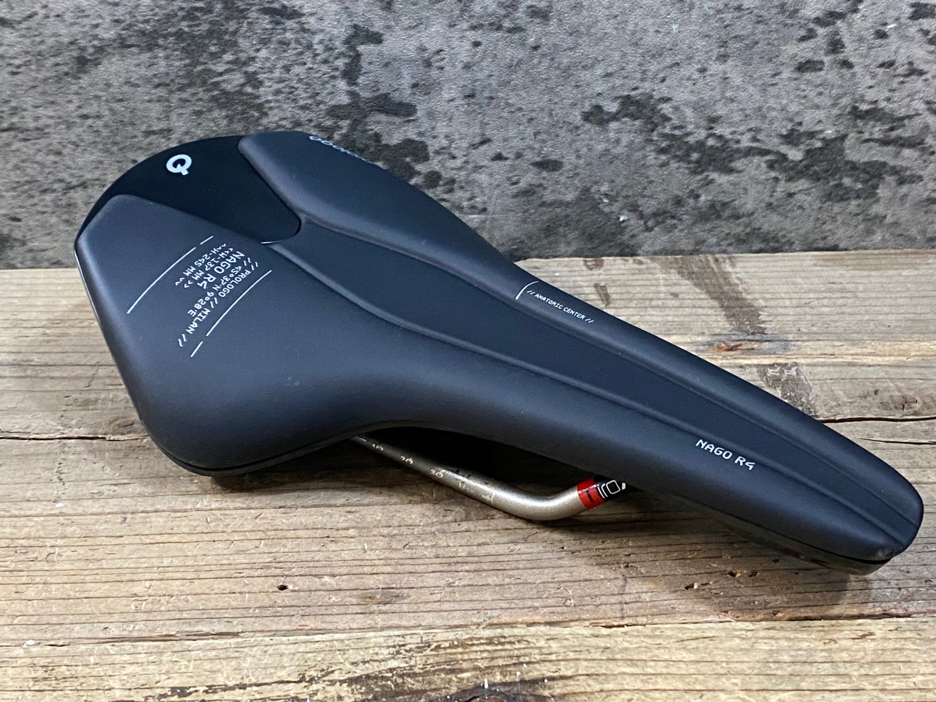 KB023 プロロゴ prologo NAGO R4 サドル 黒 137mm TinoX – BICI AMORE