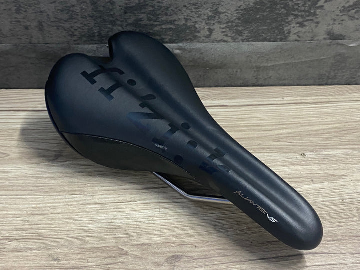 KE976 フィジーク fizik アリアンテ ALIANTE VS サドル 黒 kiumレール 140mm