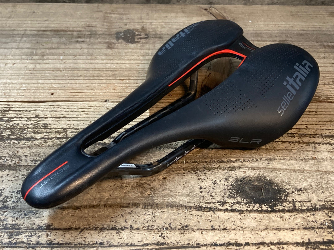 JT349 セライタリア Selle Italia SLR BOOST SUPERFLOW サドル 黒 145mm カーボンレール