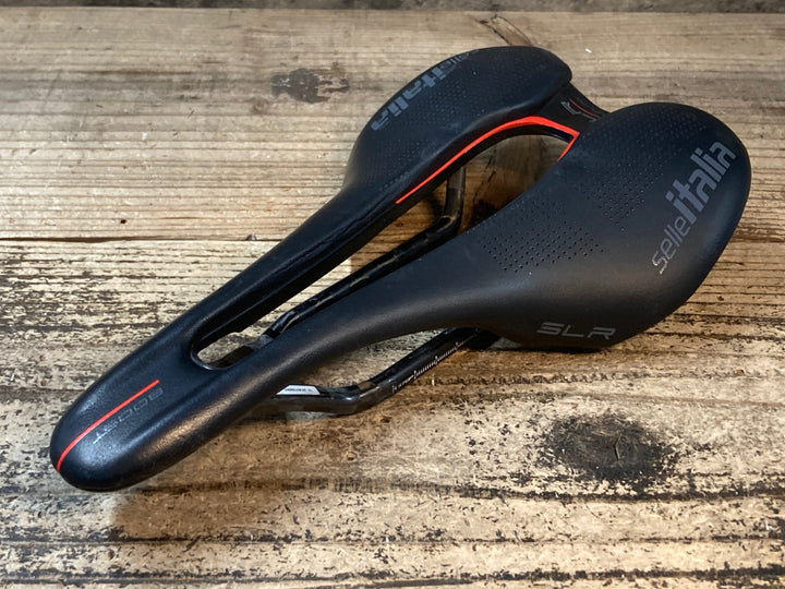 JT349 セライタリア Selle Italia SLR BOOST SUPERFLOW サドル 黒 145mm カーボンレール