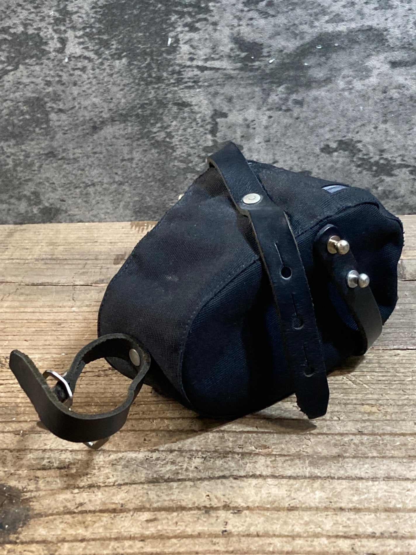KD108 ブルックス BROOKS ISLE OF WIGHT サドルバッグ – BICI AMORE
