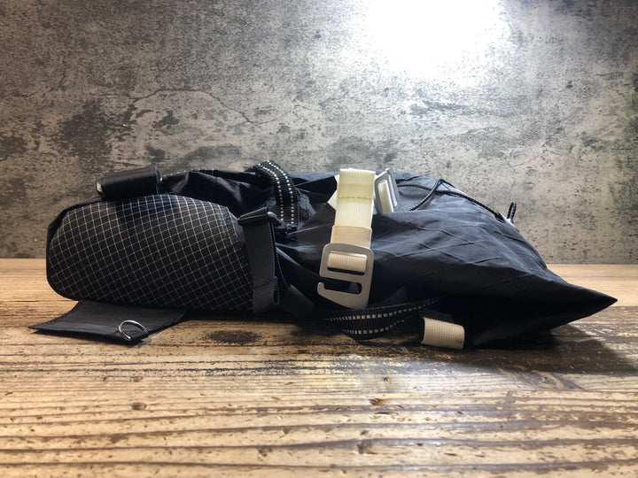 JW357 ロウロウマウンテンワークス RawLow Mountain Works サドルバッグ 黒
