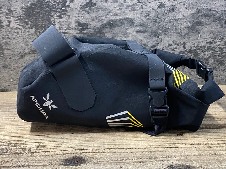 KE213 アピデュラ APIDURA RACING SADDLE サドルバッグ 5L