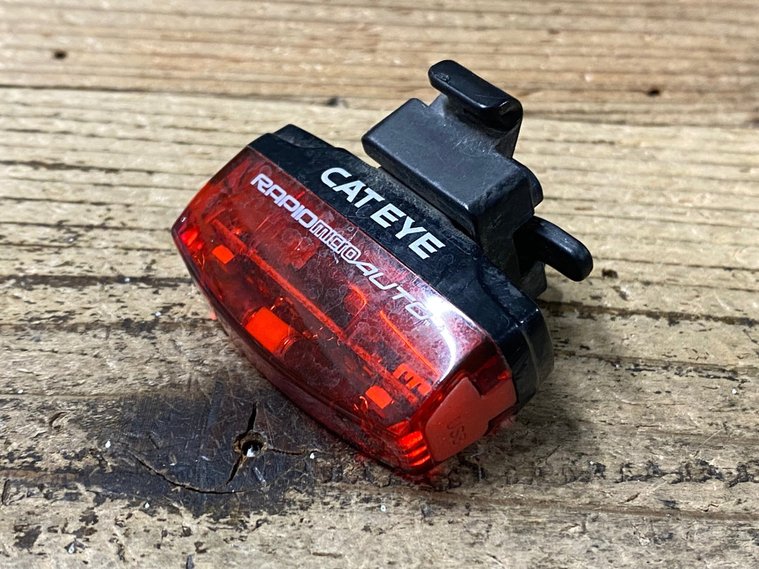 JY417 キャットアイ CATEYE RAPID MICRO AUTO リアライト 点灯確認済