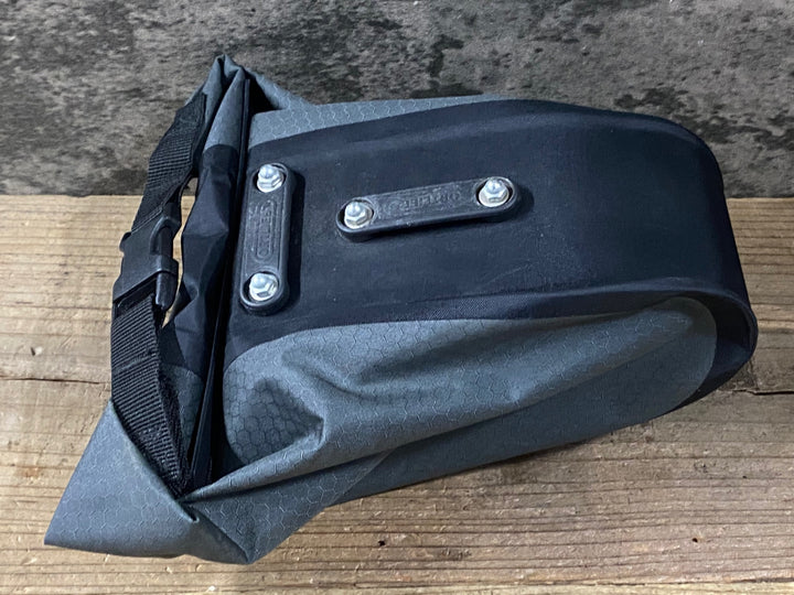 KG980 オルトリーブ ORTLIEB サドルバッグ WATERPROOF ※錆あり・マウンティングセット欠品