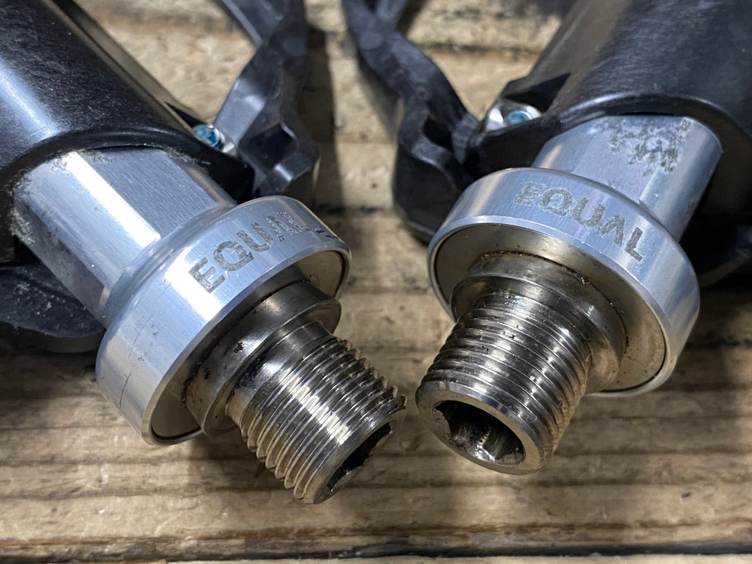 JZ309 グロータック GROWTAC イコール EQUAL 多調整型ROADペダル ビンディングペダル ※金属部分錆