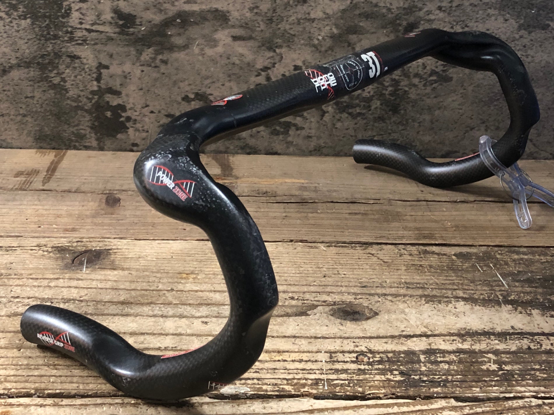 JQ541 3T BIO MORPHE カーボンドロップハンドル Φ28.5 420mm 割れ