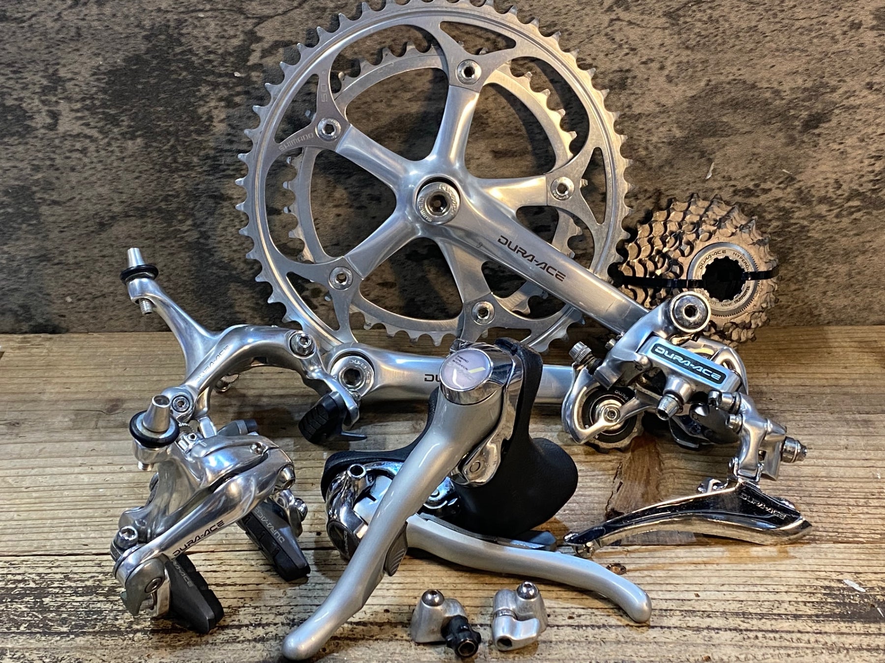 完成車より2月5日取り外しのシマノ　DURA-ACE　7400　セット JS029 シマノ SHIMANO デュラエース DURA-ACE 7400 コンポセット